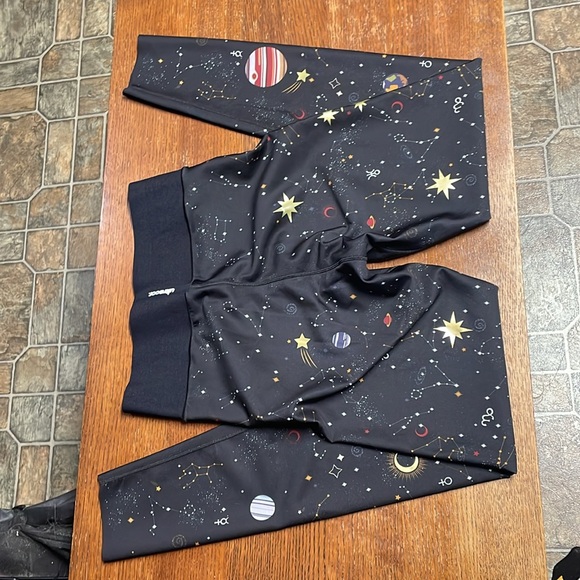 Ultracor Galaxy Leggings - Picture 3 of 9